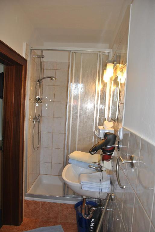 Frühstückspension Matheidl Ferlach Zimmer foto