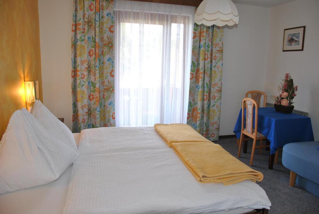 Frühstückspension Matheidl Ferlach Zimmer foto